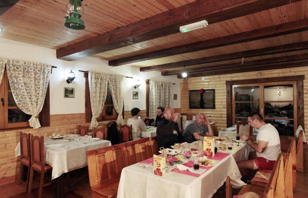 Adriana Guesthouse Jezerce Dış mekan fotoğraf