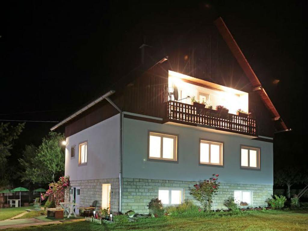 Adriana Guesthouse Jezerce Dış mekan fotoğraf